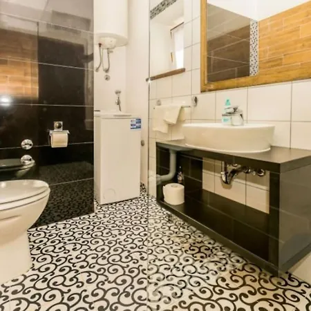 Macan By Istrialux * Svetvinčenat